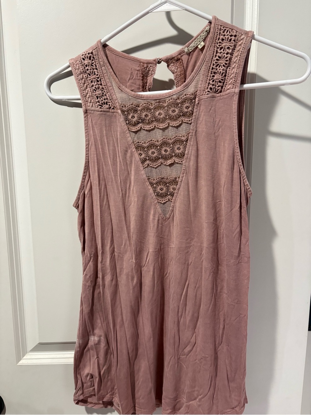 Sleeveless Crochet-Detail Tank Top - Dusty Rose